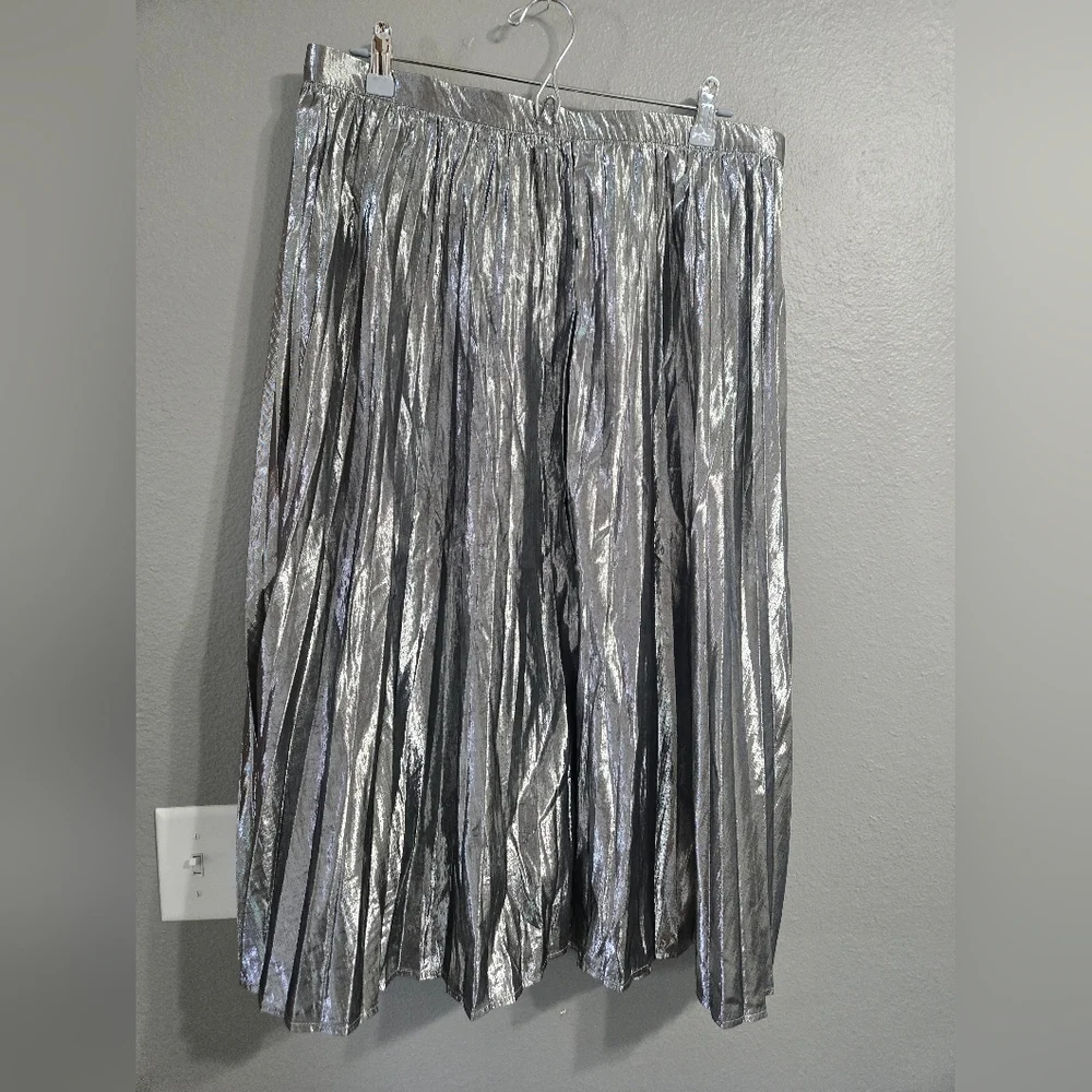 Gap Metallic Silver Pleated Midi Skirt Size 14